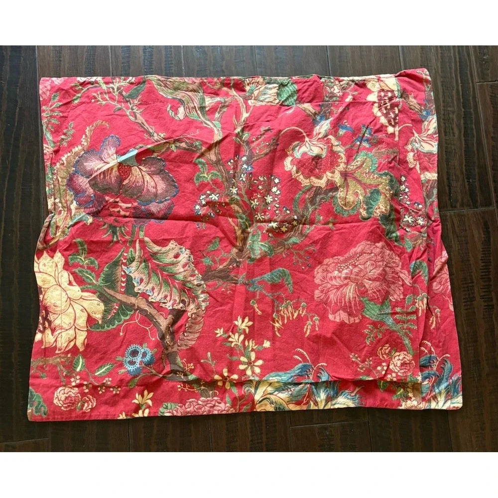 Pottery Barn Red Dahlia Floral Print Standard Pillow Sham 27